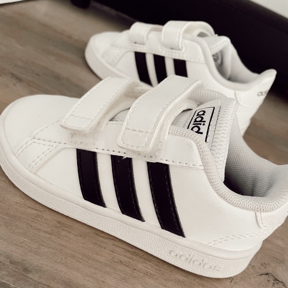 Adidas Grand Court 1 - toddler shoes